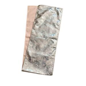 Target Table Runner Pink & Metallic Silver Size OS